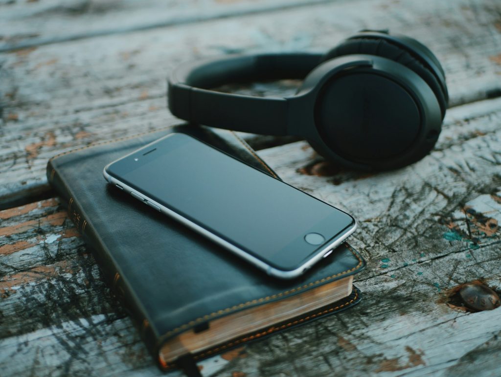 The Best Italy Audiobooks in 2025: My Top 5 Picks