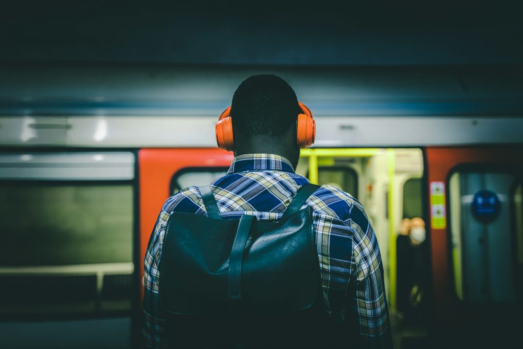 Best Audiobooks for Car Travel: 5 Engaging Stories to Make Every Road Trip Unforgettable